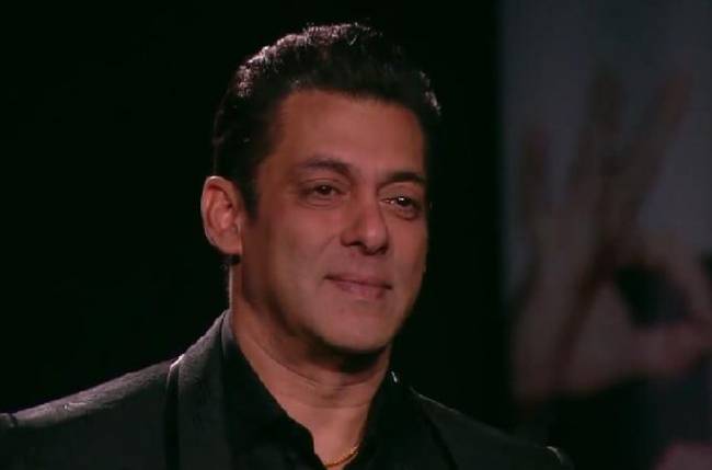 Bigg Boss 13: Bigg Boss has an emotional surprise for Salman Khan